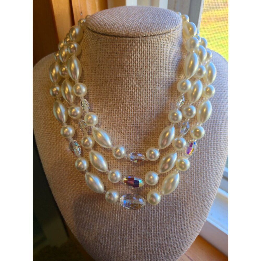 Vintage Laguna Necklace Faux Pearl & Aurora borealis crystal 3 strand choker - Picture 5 of 8
